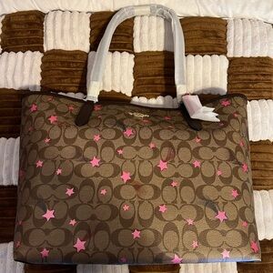 Coach Signature Disco Star City Tote in Khaki Multi NWTS!